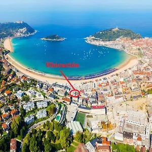 Completo A Un Paso De La Concha San Sebastián